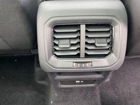 New 2024 Volkswagen Taos SE image 63