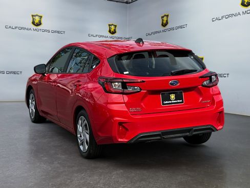 Used 2024 Subaru Impreza 2.0i image 3