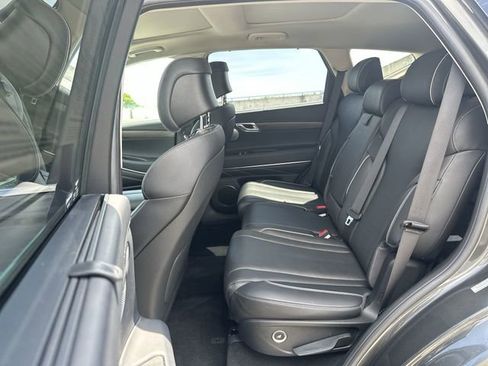 Used 2025 Genesis GV80 3.5T Advanced AWD/4WD image 27