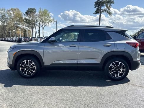 Used 2026 Chevrolet TrailBlazer LT w/ Convenience Package image 7