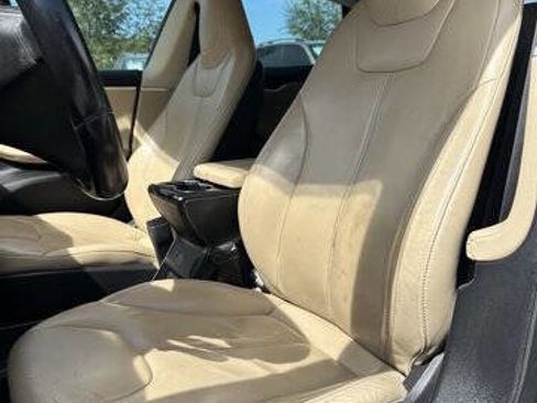 Used 2014 Tesla Model S image 13