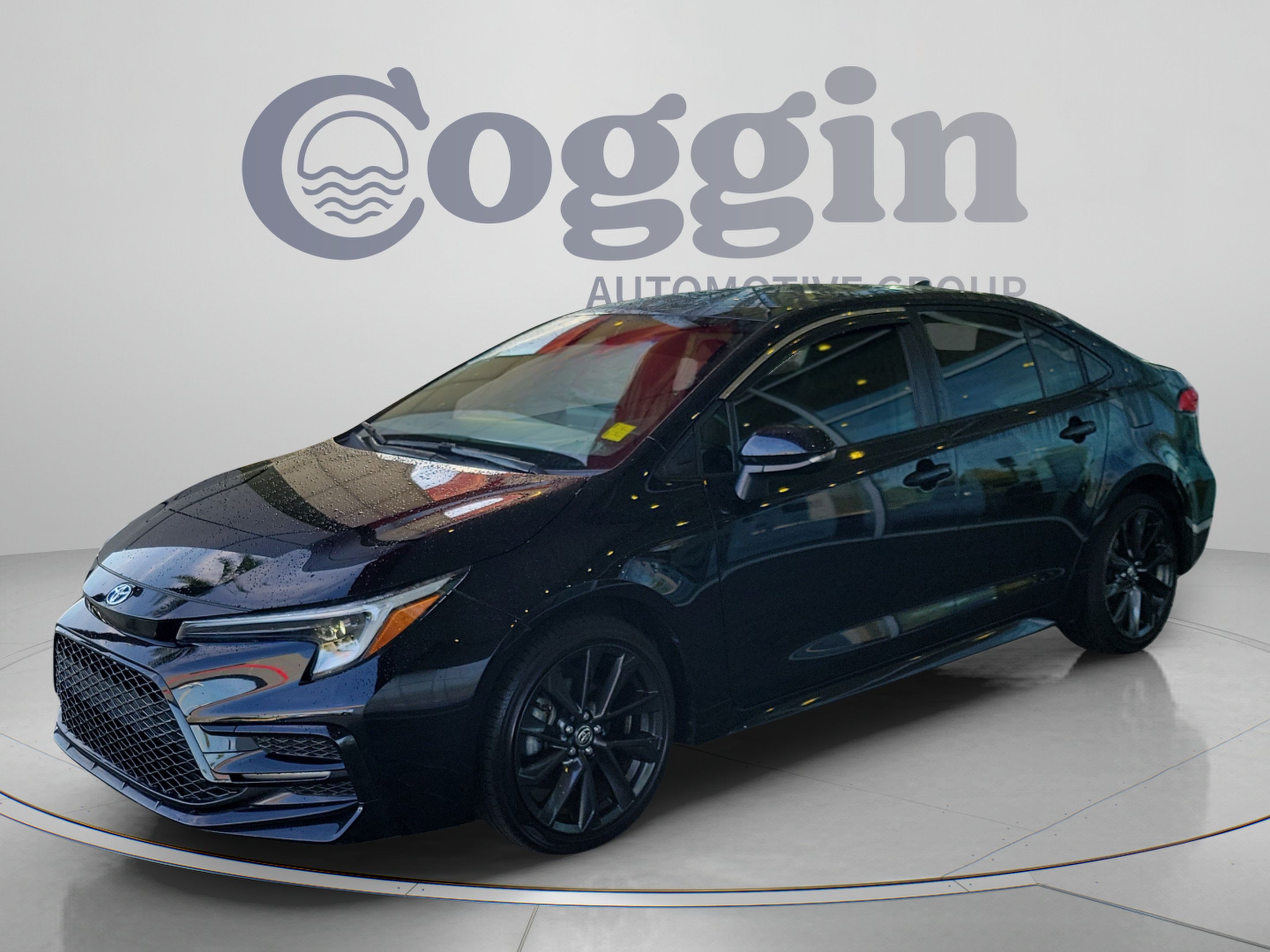 Certified 2024 Toyota Corolla SE FWD image 2