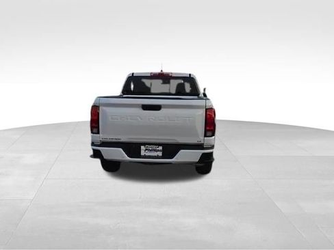 Certified 2023 Chevrolet Colorado LT w/ LT Convenience Package II AWD/4WD image 11