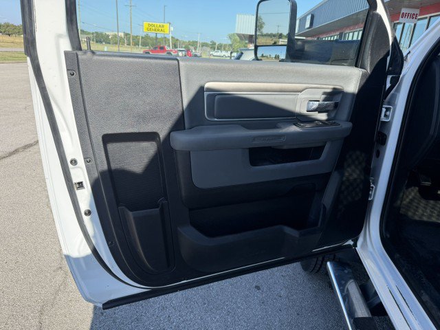 Used 2016 RAM 5500 Tradesman w/ Power Accessory Group RWD image 22