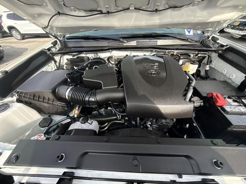 Used 2023 Toyota Tacoma SR5 image 33