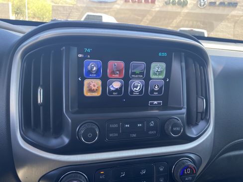Used 2017 GMC Canyon SLE w/ SLE Convenience Package AWD/4WD image 14