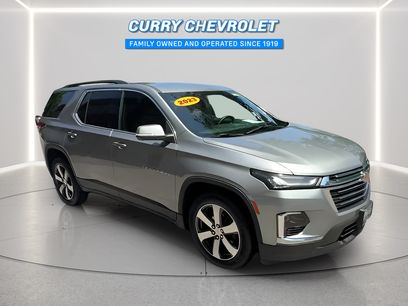 Used 2023 Chevrolet Traverse LT w/ LT Premium Package