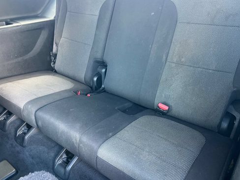 Used 2023 Chevrolet Traverse LT AWD/4WD image 12