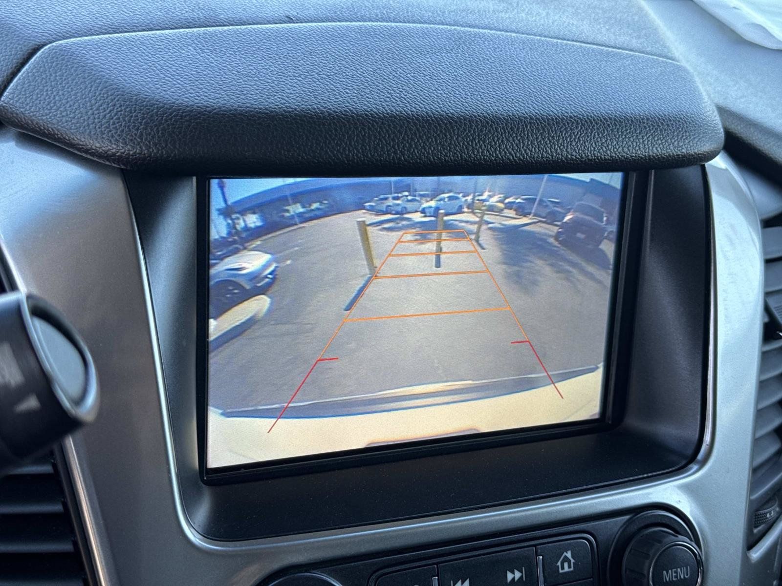 Used 2016 Chevrolet Suburban LTZ RWD image 18