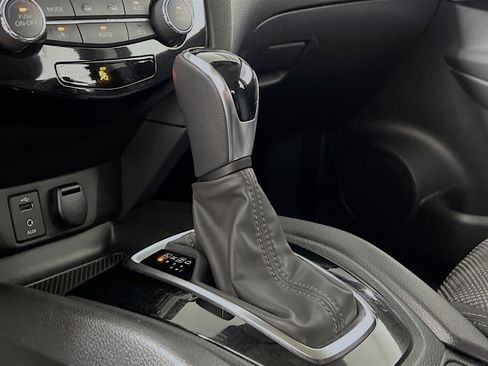 Used 2017 Nissan Rogue Sport SV w/ SV Premium Package image 24