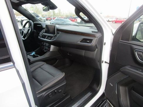 Certified 2023 Chevrolet Suburban Premier image 28
