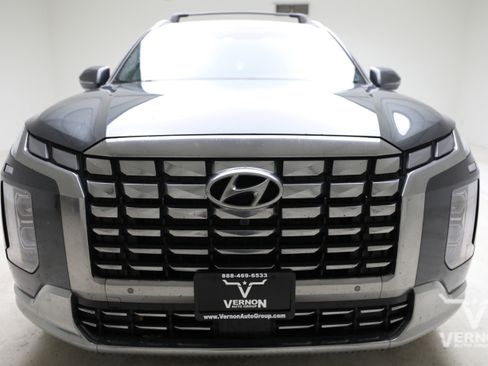 Used 2023 Hyundai Palisade Calligraphy image 7