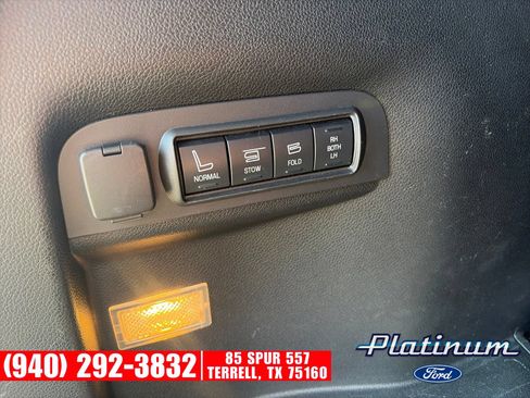 Used 2017 Ford Explorer Limited FWD image 25