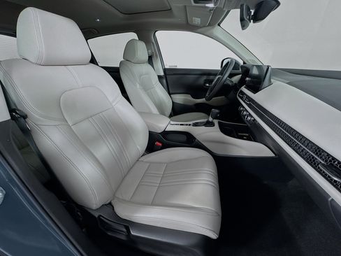 Certified 2024 Honda HR-V EX-L image 27