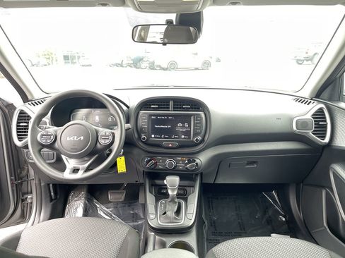 Used 2023 Kia Soul LX w/ Option Group 015 image 19