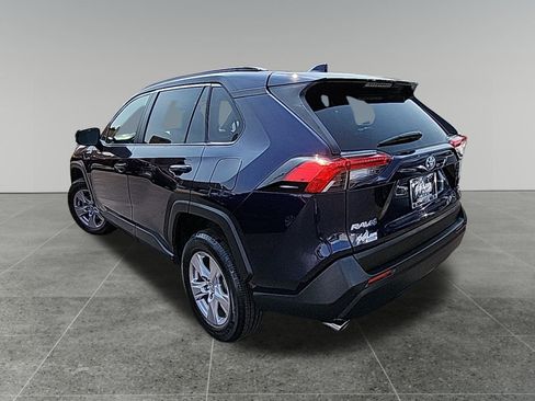Used 2025 Toyota RAV4 XLE AWD/4WD image 5