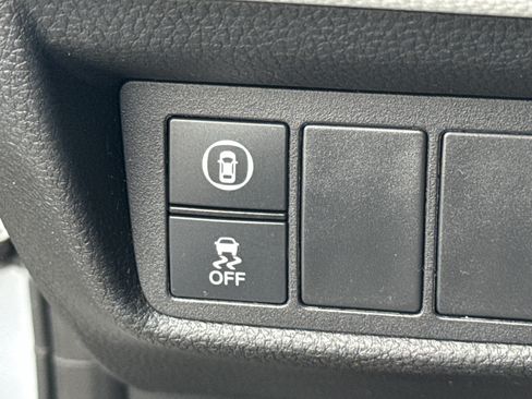 Certified 2019 Honda Accord EX image 31