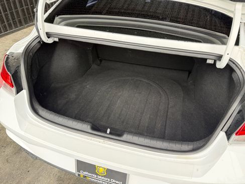 Used 2022 Hyundai Elantra Blue image 17