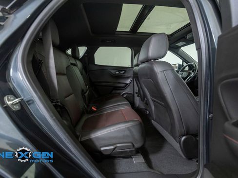 Used 2019 Chevrolet Blazer RS AWD/4WD image 32