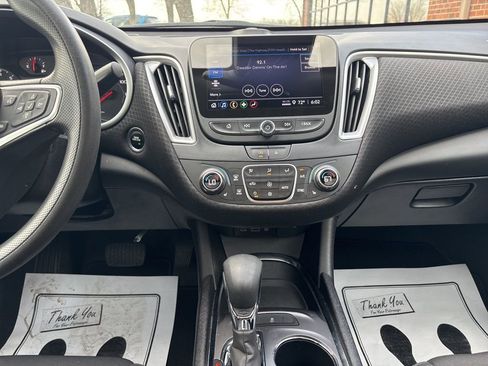 Used 2023 Chevrolet Malibu LT image 29