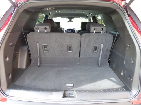 Used 2023 Chevrolet Traverse LT FWD image 40