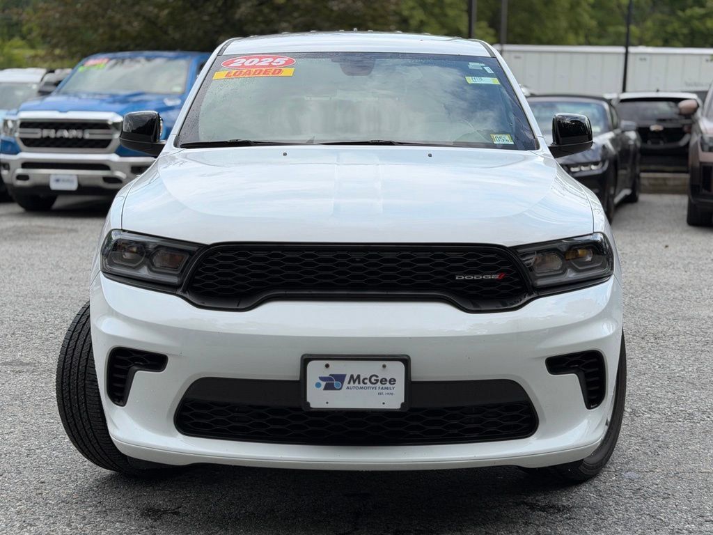 Used 2025 Dodge Durango GT AWD/4WD image 2
