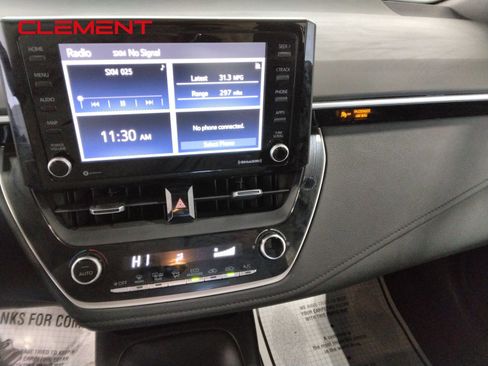 Used 2022 Toyota Corolla SE image 18