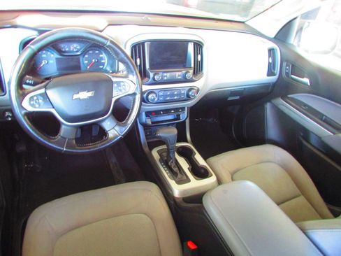 Used 2019 Chevrolet Colorado LT image 21