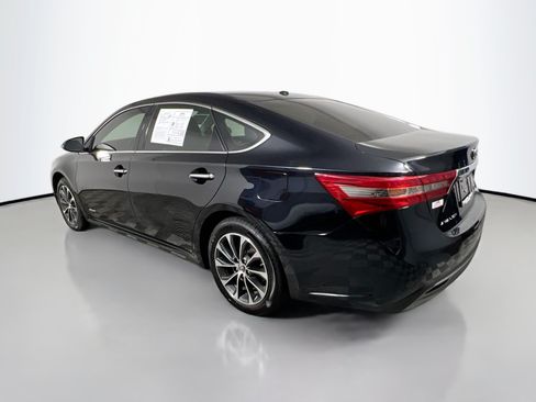 Used 2016 Toyota Avalon XLE Plus FWD image 8