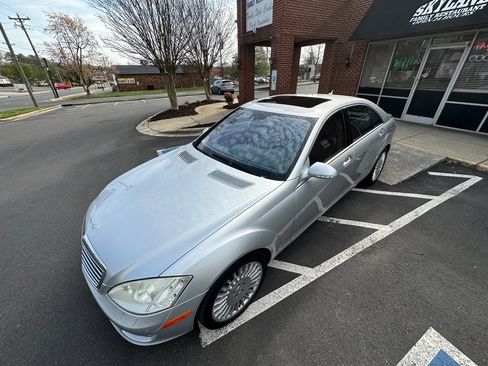 Used 2007 Mercedes-Benz S 550 image 9