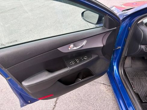 Used 2024 Kia Forte LXS FWD image 17