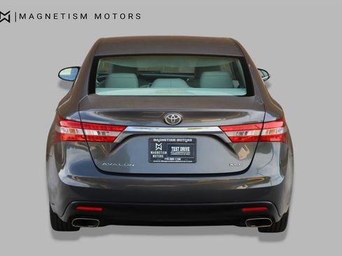 Used 2013 Toyota Avalon XLE FWD image 8