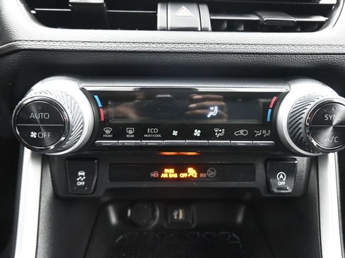 Used 2023 Toyota RAV4 XLE image 18