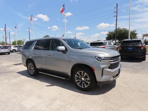 Used 2023 Chevrolet Tahoe LT w/ LT Signature Plus Package RWD image 6