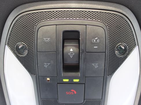 Used 2021 INFINITI QX50 Luxe w/ Appearance Package image 22