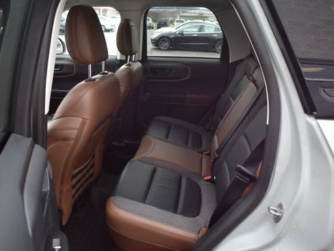 Used 2023 Ford Bronco Sport Outer Banks w/ Tech Package AWD/4WD image 37