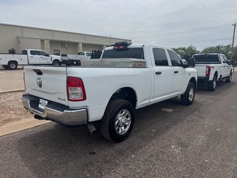 Used 2023 RAM 2500 Tradesman w/ Chrome Appearance Group AWD/4WD image 5