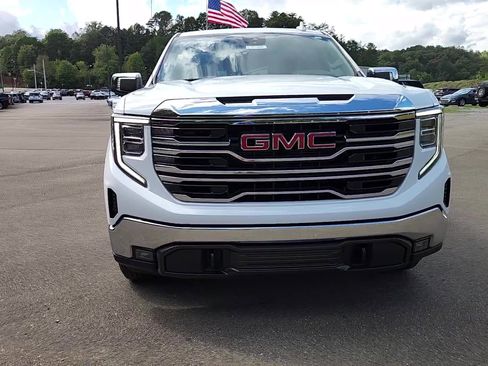 Used 2025 GMC Sierra 1500 SLT image 16