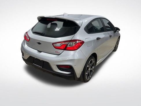 Used 2019 Chevrolet Cruze LT w/ Convenience Package image 5