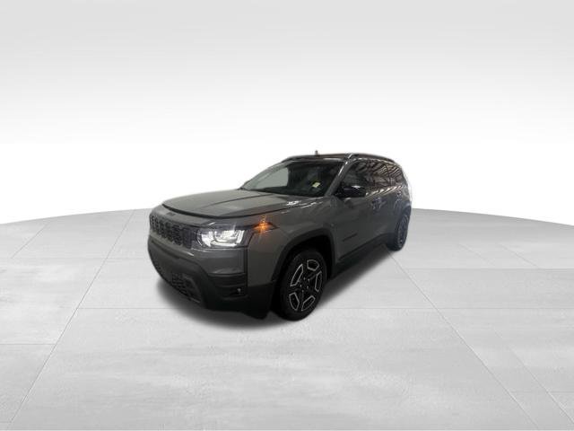 New 2027 Jeep Cherokee Laredo AWD/4WD image 2