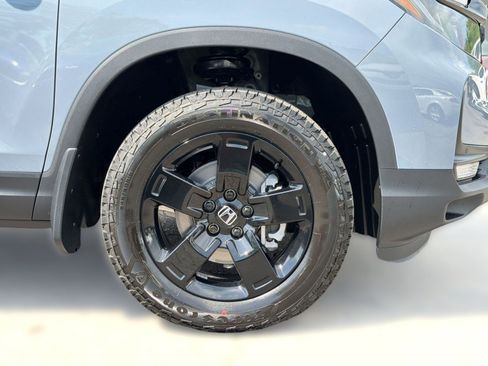New 2026 Honda Ridgeline Black Edition image 12