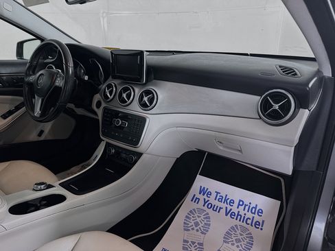 Used 2015 Mercedes-Benz GLA 250 4MATIC image 28