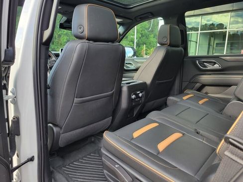 Used 2023 GMC Yukon AT4 w/ Technology Package image 25