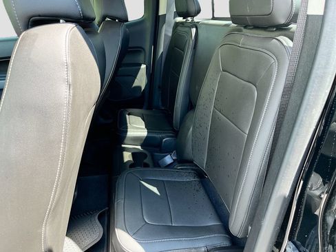 Used 2019 Chevrolet Colorado ZR2 AWD/4WD image 23