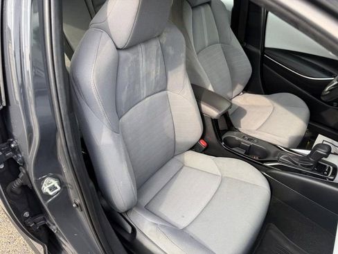 Used 2025 Toyota Corolla SE w/ SE Premium Package AWD/4WD image 11