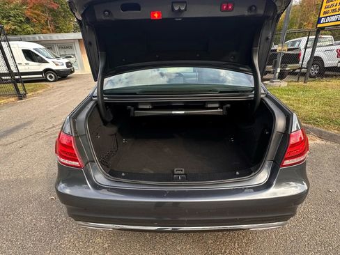 Used 2014 Mercedes-Benz E 350 4MATIC Sedan image 9
