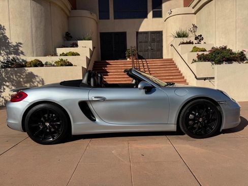 Used 2014 Porsche Boxster RWD image 8