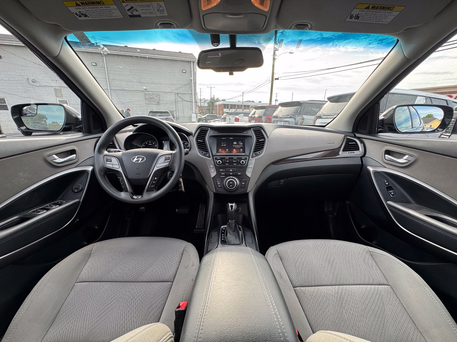 Used 2017 Hyundai Santa Fe Sport FWD image 25