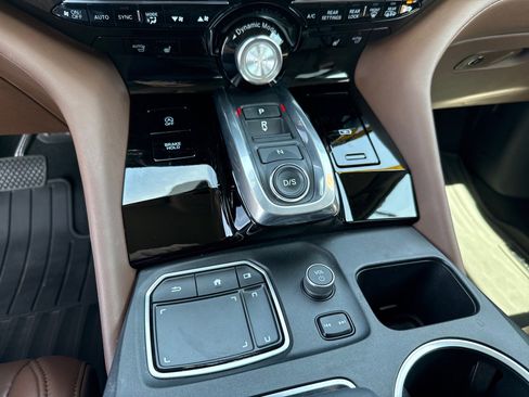 Used 2024 Acura MDX SH-AWD w/ Technology Package image 22