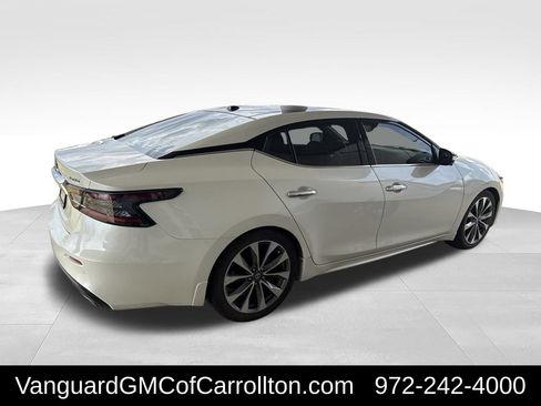 Used 2022 Nissan Maxima Platinum w/ Sport Mat Group FWD image 2